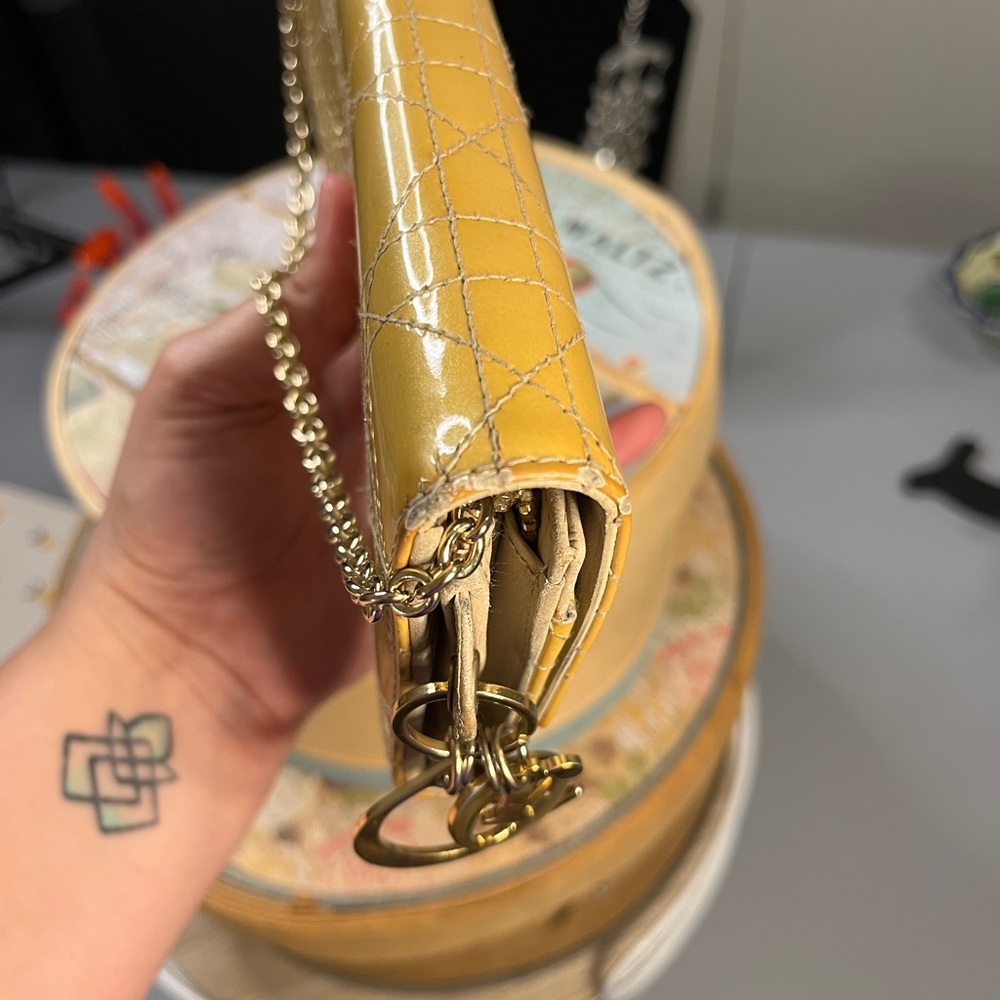 Christian Dior Cannage Yellow Quilted Patent-Leather Chain Shoulder Bag - Picture 7 of 13